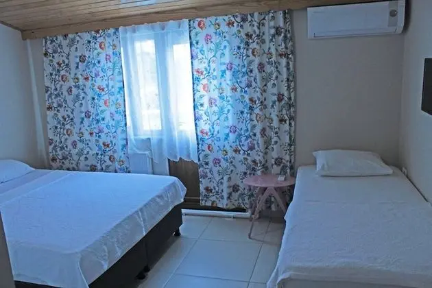 Standard Üç Kişilik Oda
