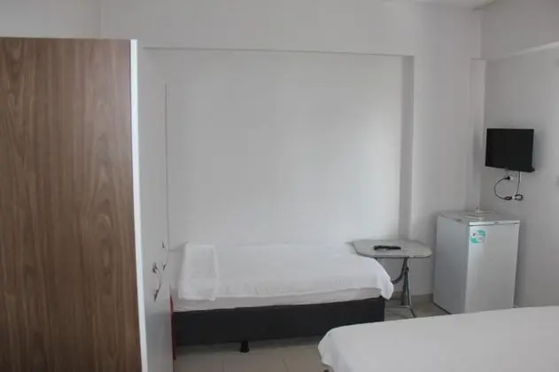Standart Üç Kişilik Oda, Sokak Manzaralı