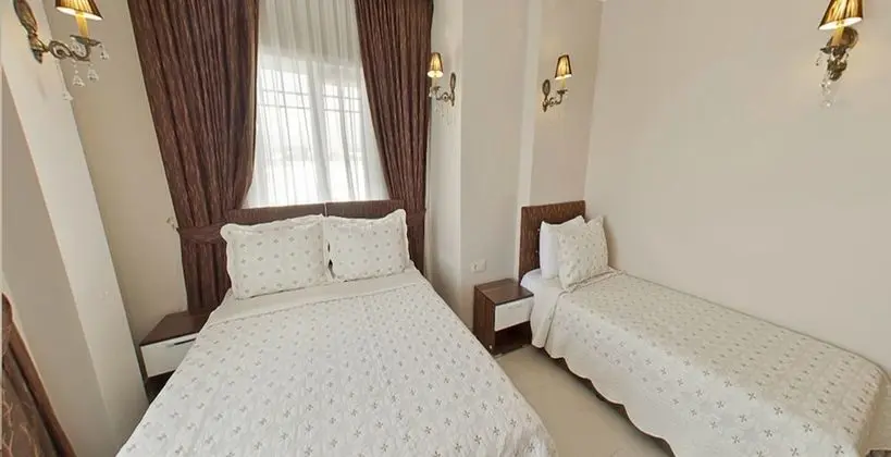 Standard Üç Kişilik Oda