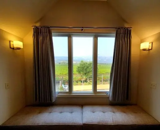 Suite (King Suite)