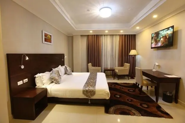 Exclusive Çatı Katı Süiti (Penthouse), Birden Çok Yatak, Sigara İçilebilir, Mutfak
