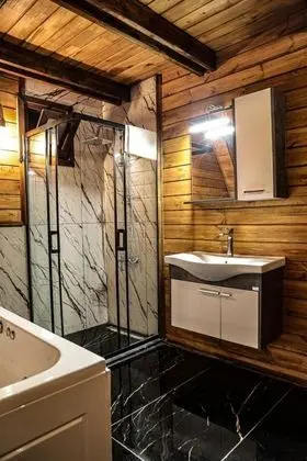 Jakuzili Bungalow ,    , Isıtmalı Özel Havuzlu
