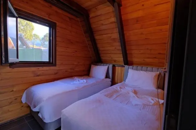 Jakuzili Bungalow ,    , Isıtmalı Özel Havuzlu