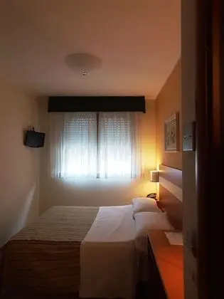 Economy Tek Büyük Yataklı Oda