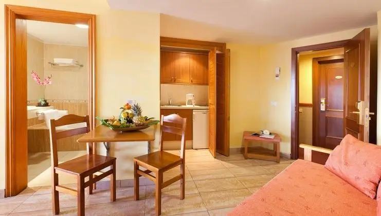 Stüdyo (3 adults)