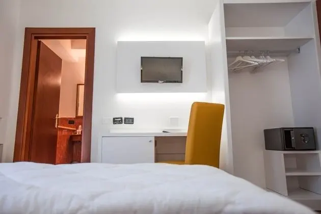 Classic Tek Büyük veya İki Ayrı Yataklı Oda