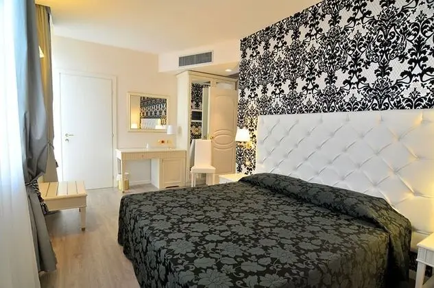 Deluxe Tek Büyük veya İki Ayrı Yataklı Oda