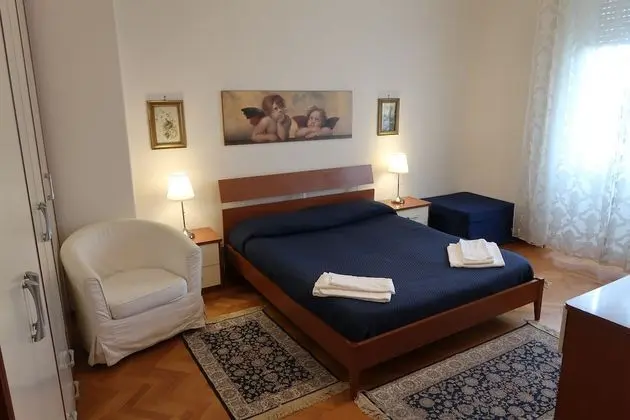 Tek Büyük Yataklı Oda, Banyolu/Duşlu