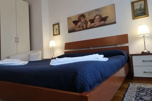 Tek Büyük Yataklı Oda, Banyolu/Duşlu