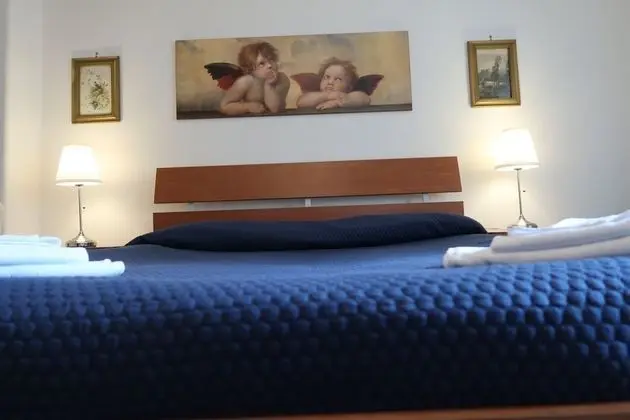 Tek Büyük Yataklı Oda, Banyolu/Duşlu