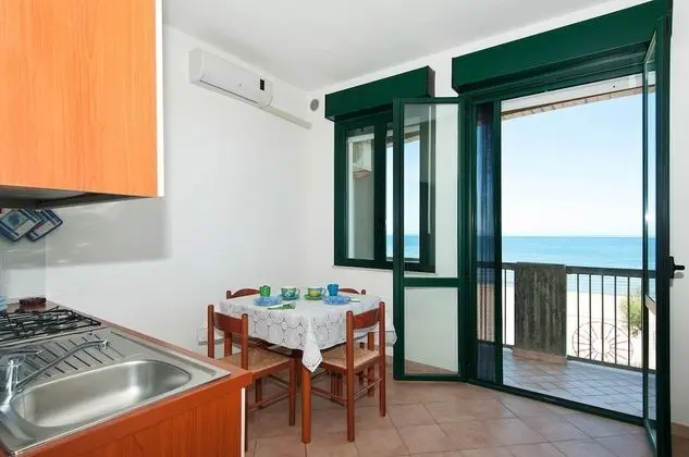 Apart Daire, 2 Yatak Odası, Deniz Manzaralı