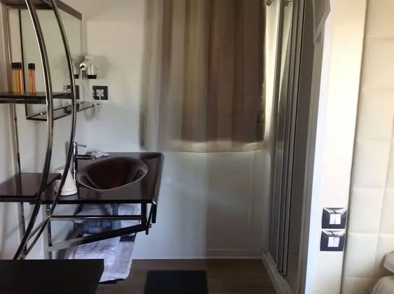 Standard Tek Büyük Yataklı Oda, Bahçe Manzaralı