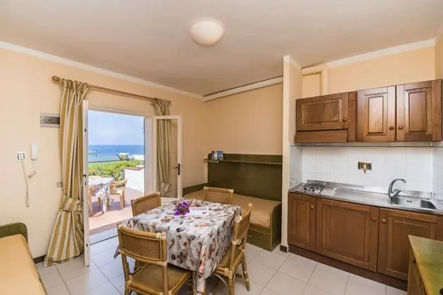 Traditional Apart Daire, 1 Yatak Odası, Küçük Mutfak, Zemin Kat