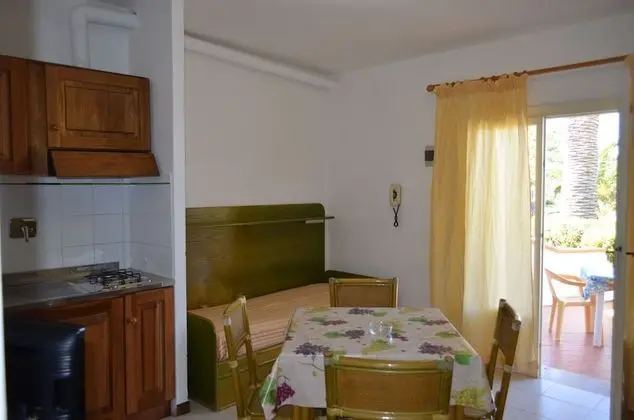 Traditional Apart Daire, 1 Yatak Odası, Küçük Mutfak, Zemin Kat