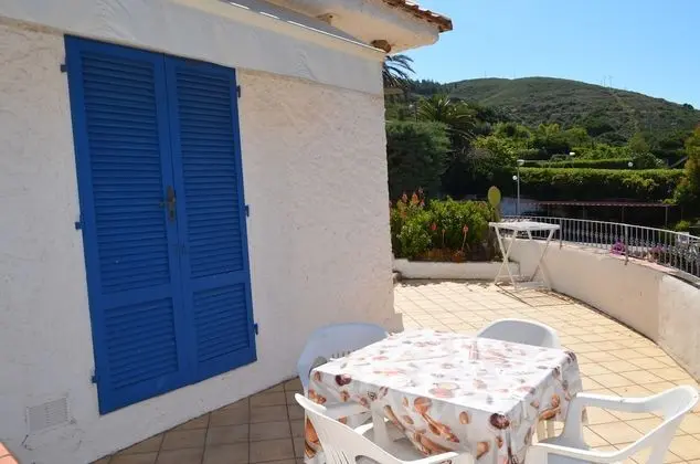 Classic Apart Daire, 1 Yatak Odası, Küçük Mutfak, Asma Kat