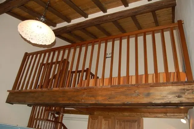 Apart Daire, 1 Yatak Odası, Küçük Mutfak, Kule