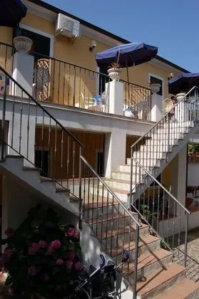 Apart Daire, 1 Yatak Odası, Küçük Mutfak, Kule