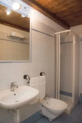 Apart Daire, 1 Yatak Odası, Küçük Mutfak, Kule