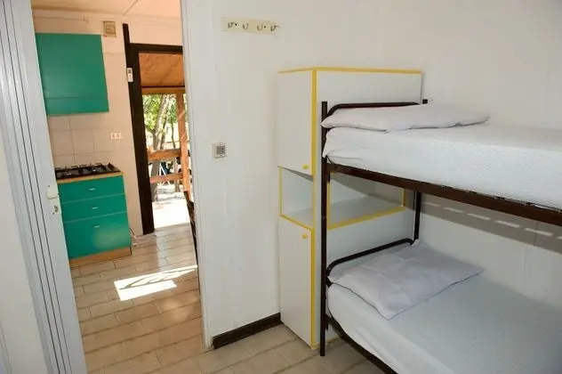 Classic Bungalov, 2 Yatak Odası, Bahçe Manzaralı, Havuz Kenarı