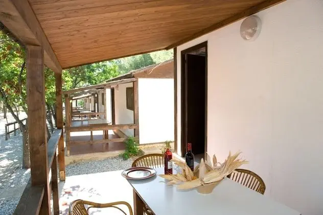 Classic Bungalov, 2 Yatak Odası, Bahçe Manzaralı, Havuz Kenarı