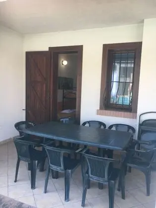 Apart Daire, 3 Yatak Odası, Veranda, Havuz Manzaralı