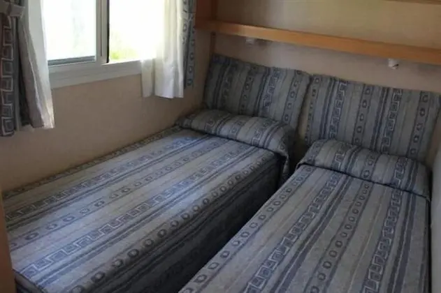 Comfort Karavan, 2 Yatak Odası, Mutfak, Bahçe Manzaralı