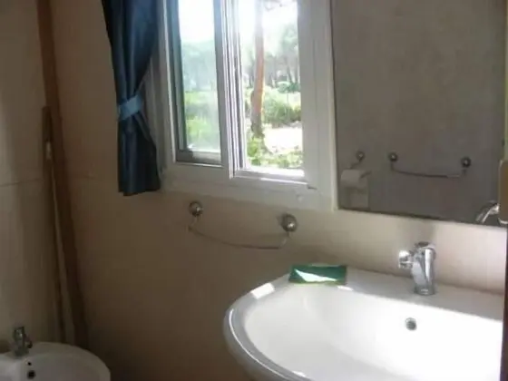 Comfort Karavan, 2 Yatak Odası, Mutfak, Bahçe Manzaralı