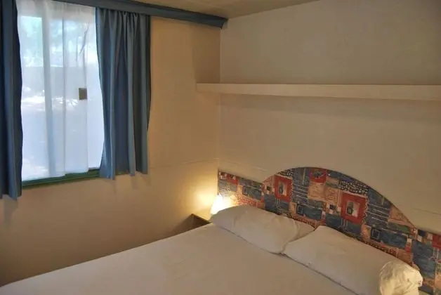 Standard Karavan, 2 Yatak Odası, Küçük Mutfak