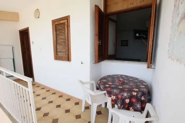 Üç Kişilik Oda
