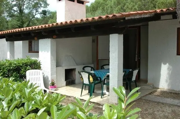 Classic Bungalov, 2 Yatak Odası (Beach Access Included)