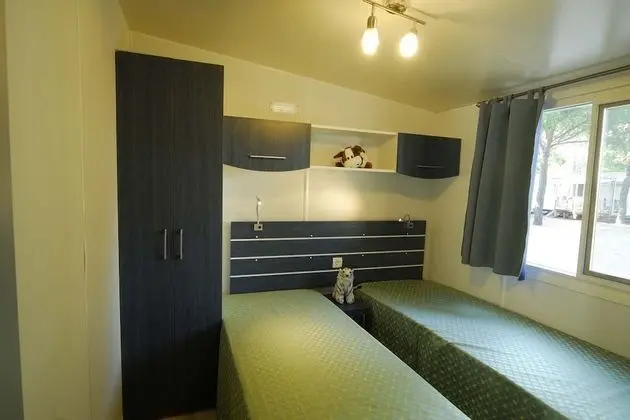 Standard Karavan, 2 Yatak Odası (Beach Access Included)