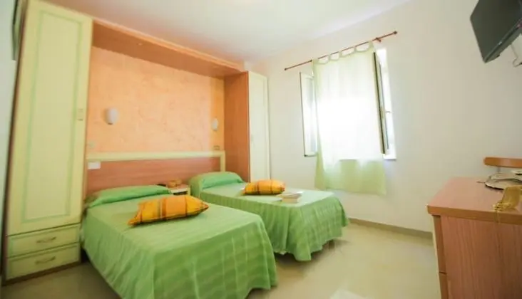 Dört Kişilik Oda, 2 Yatak Odası, Plaj Kenarı