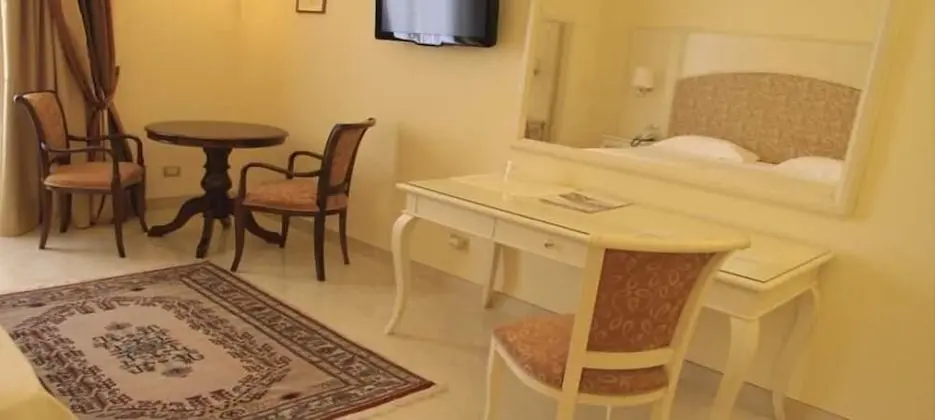 Deluxe Dört Kişilik Oda