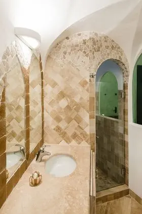 Apart Daire, 5 Yatak Odası (Villa Sherden)