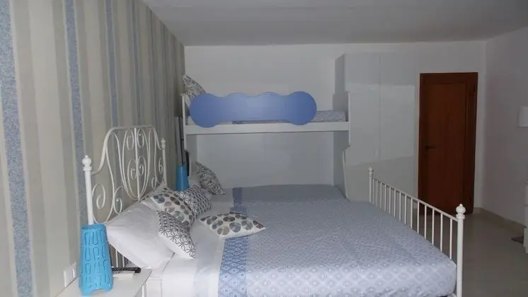Stüdyo, Bahçe Manzaralı