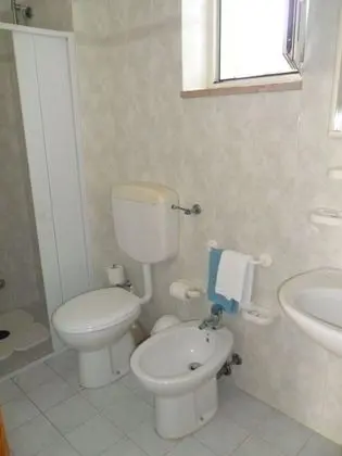 Tek Büyük veya İki Ayrı Yataklı Oda, Deniz Manzaralı