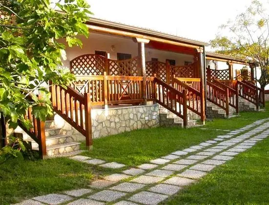 Üçlü Superior