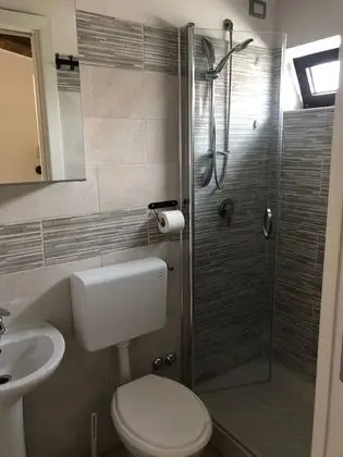 Family Dört Kişilik Oda, Sigara İçilmez, Bahçeli