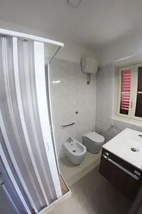 Economy Apart Daire, 2 Yatak Odası, Bahçe Manzaralı, Zemin Kat