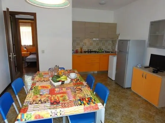 Apart Daire, 2 Yatak Odası (C30294)