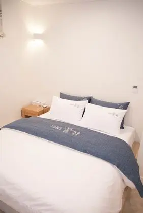 Business Tek Büyük Yataklı Oda