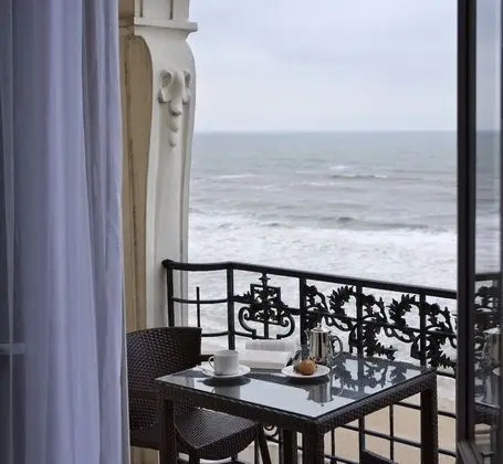 Deluxe Oda, 1 En Büyük (King) Boy Yatak, Balkon, Deniz Manzaralı