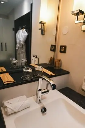 Deluxe Oda, 1 En Büyük (King) Boy Yatak, Balkon, Deniz Manzaralı