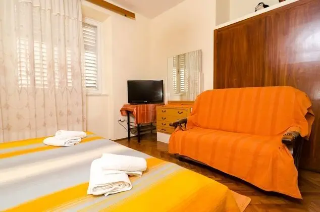 Tek Büyük Yataklı Oda (Double Room)