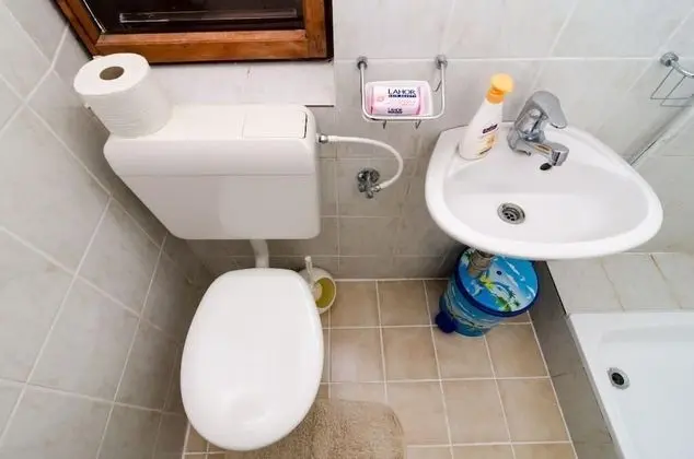 Tek Büyük Yataklı Oda (Double Room with Balcony)