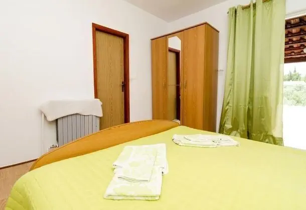 Tek Büyük Yataklı Oda (Double Room with Terrace)