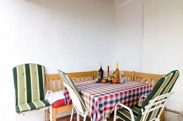 Tek Büyük Yataklı Oda (Double Room with Terrace)