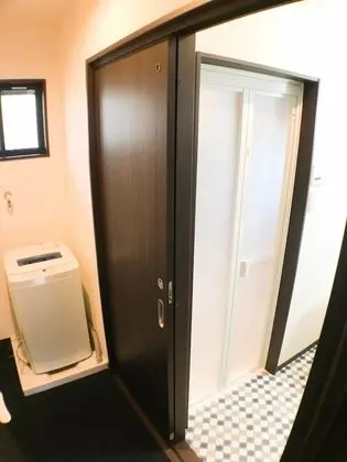 Ev (2nd Floor)