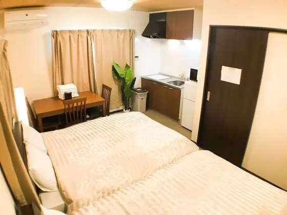 Ev (2nd Floor)