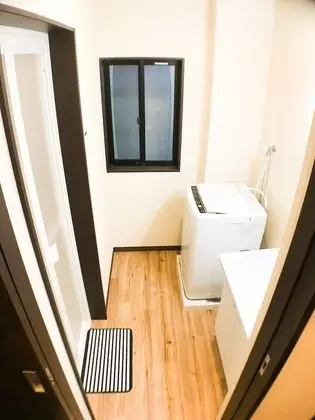 Ev (2nd Floor)